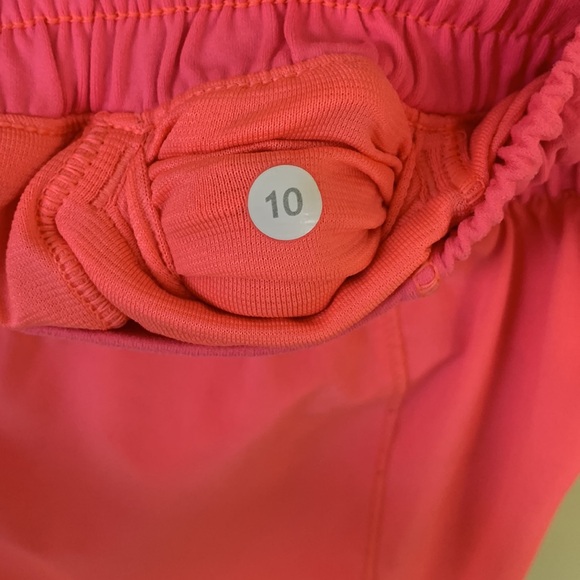 Lululemon Drawstring Running Short - Picture 4 of 8